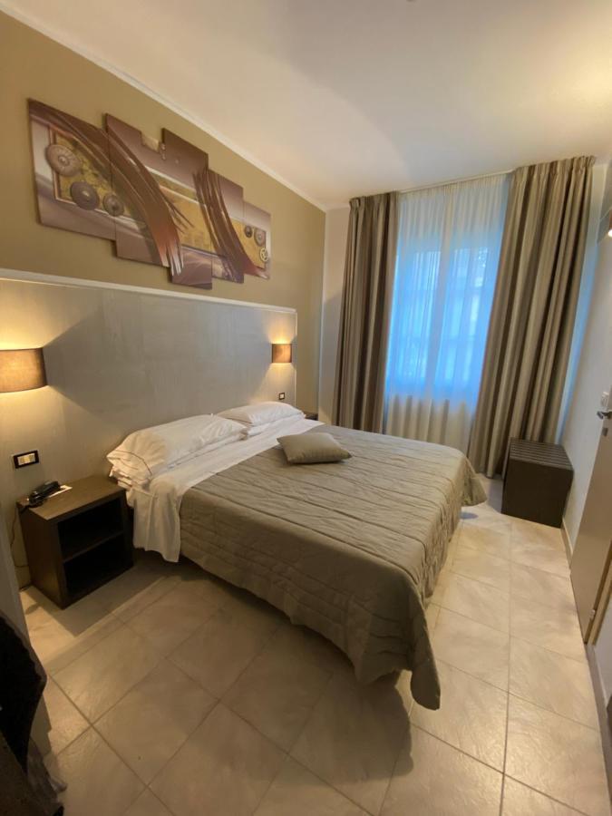 Hotel Montepizzo Lizzano In Belvedere Bagian luar foto