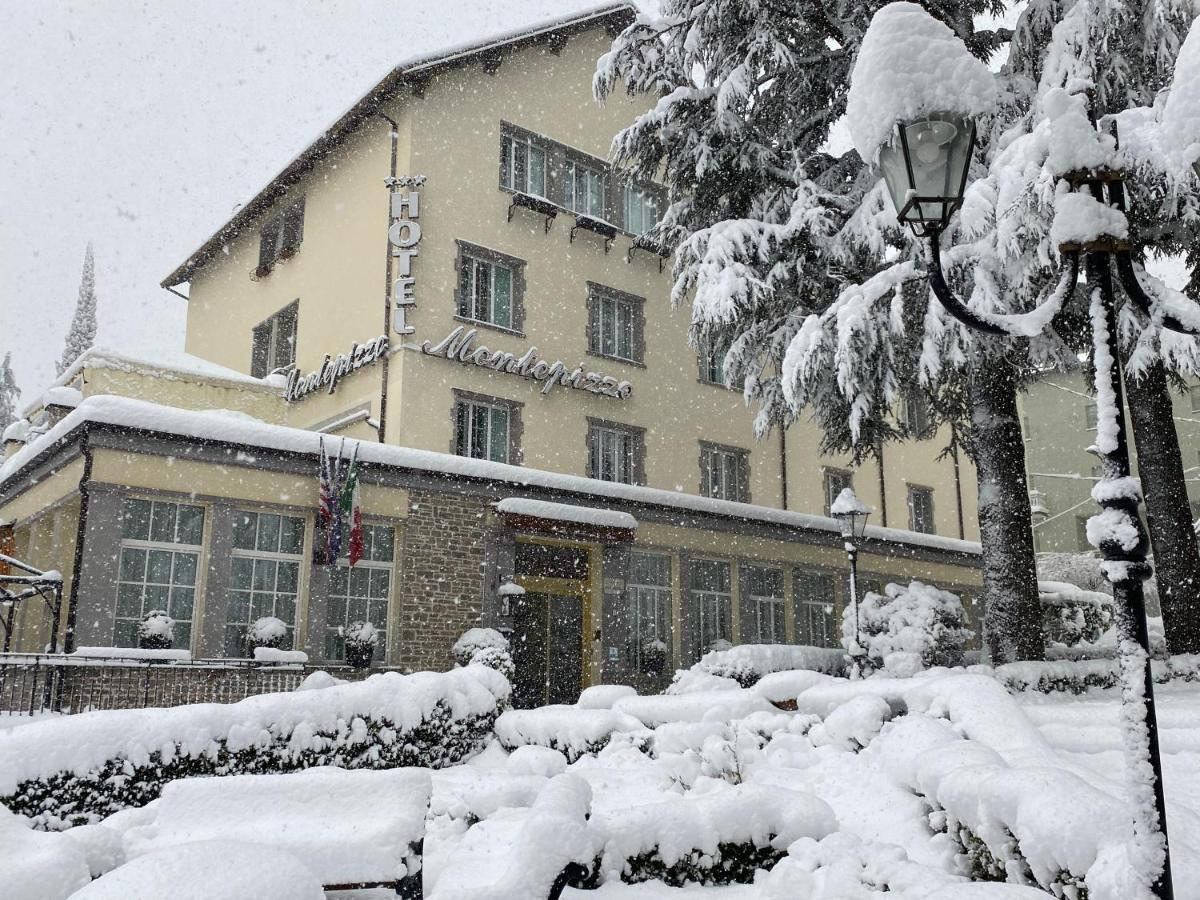 Hotel Montepizzo Lizzano In Belvedere Bagian luar foto